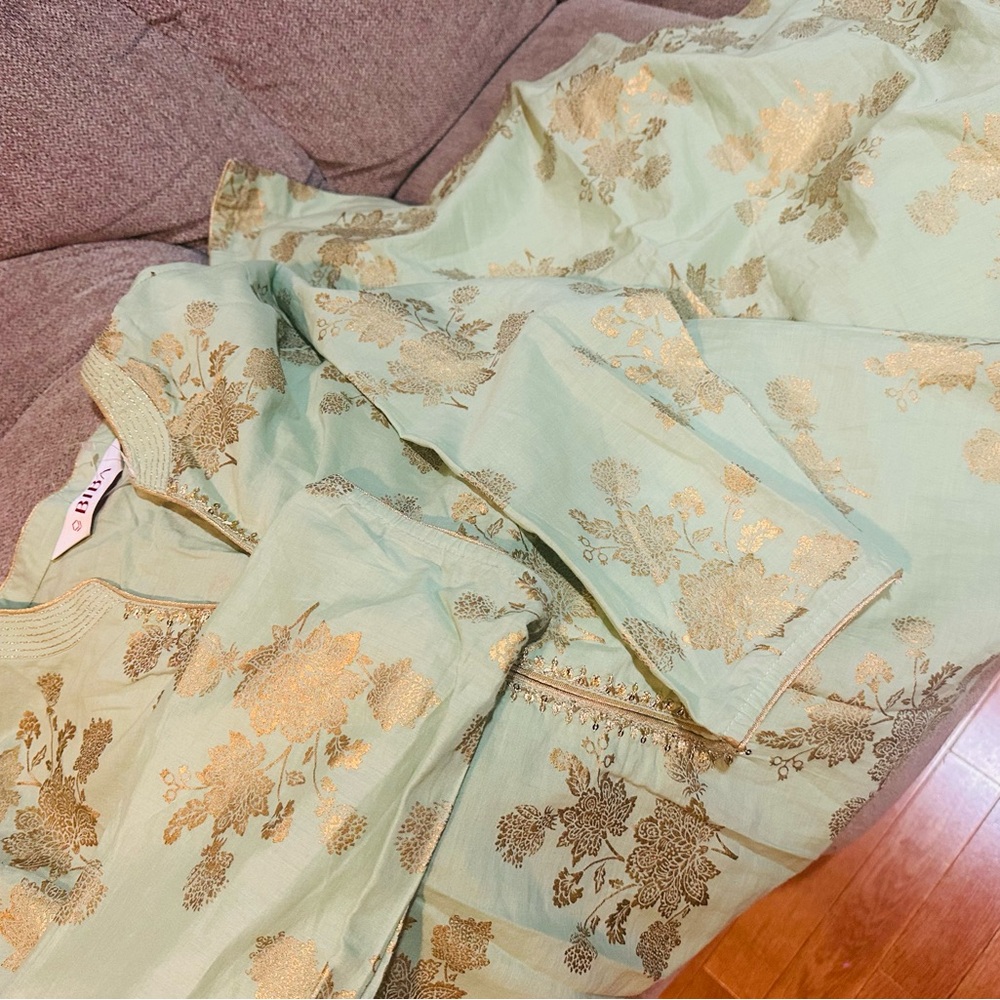 Biba Light Green and Gold Floral Embroidered Dress - Picture 2 of 8